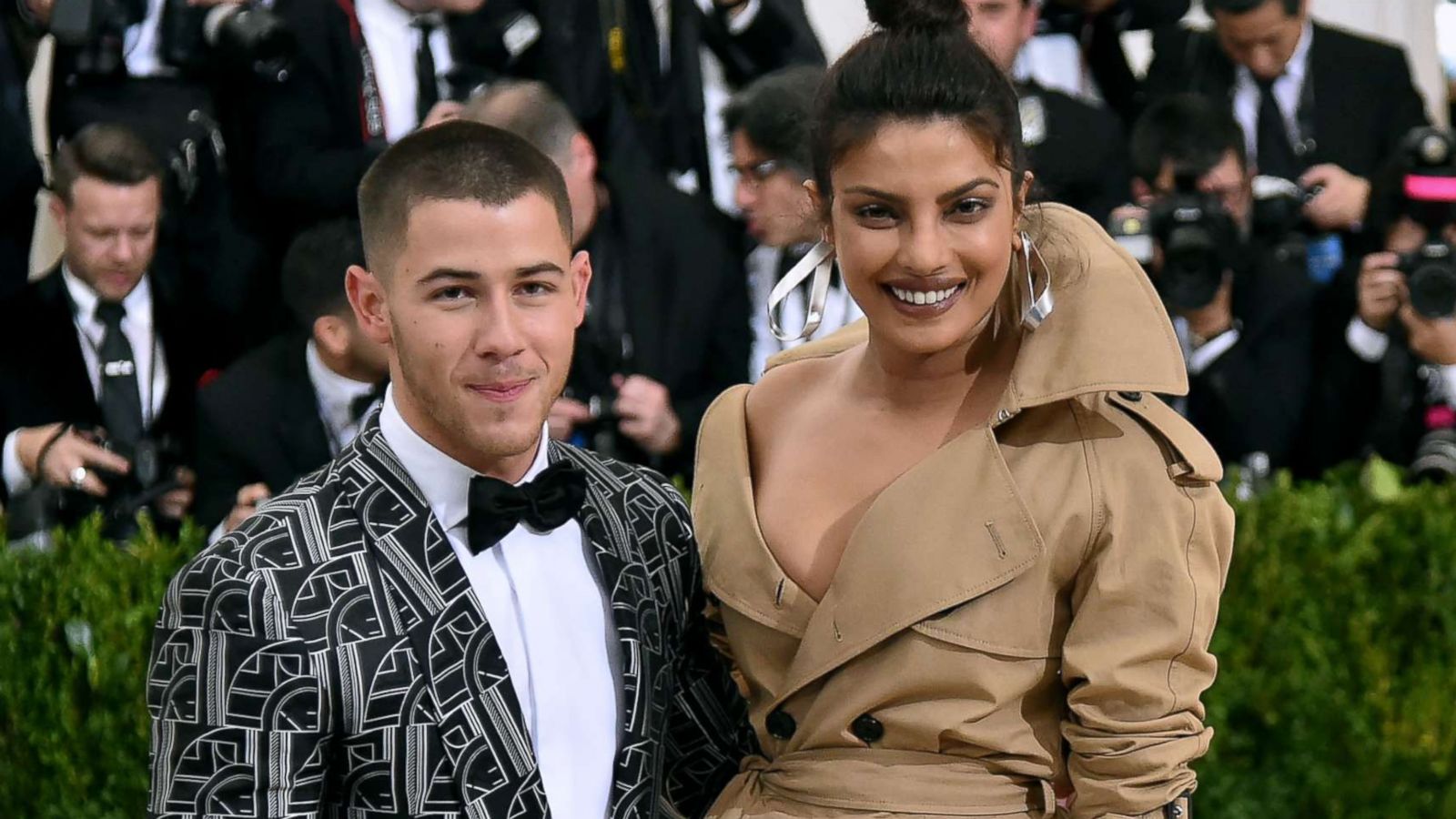 PHOTO: Nick Jonas and Priyanka Chopra attend the "Rei Kawakubo/Comme des Garcons: Art of the In-Between" costume institute gala at the Metropolitan Museum of Art, May 1, 2017, in New York City.