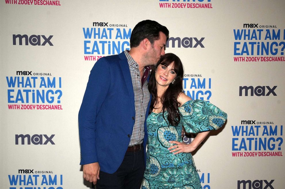 PHOTO: Jonathan Scott and Zoey Deschanel attend the Max Original 'What Am I Eating?' Premiere Dinner on May 22, 2023, in Los Angeles.