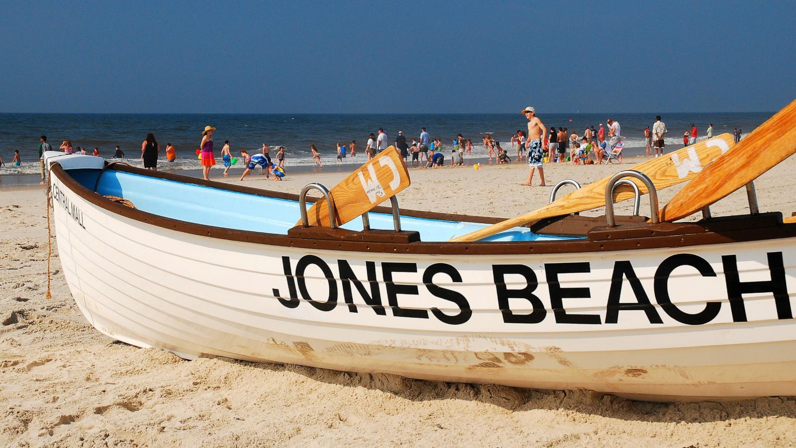 PHOTO: People enjoy the beach at Jones Beach State Park, in Wantagh, New York.