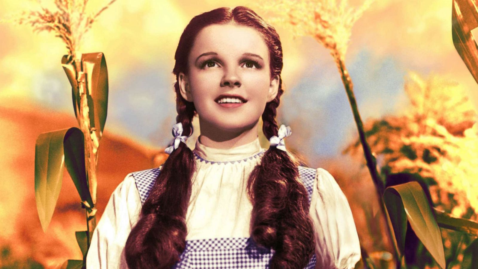 PHOTO: Judy Garland appears as Dorothy Gale in 'The Wizard of Oz', 1939.