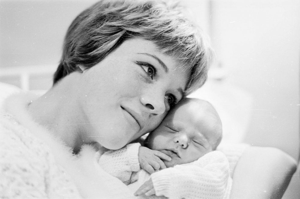 PHOTO: Actress Julie Andrews with her new born baby daughter, Emma in November 1962.