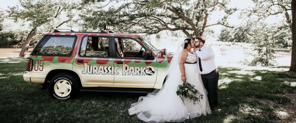 This S Juric Park Wedding Is A Must See Abc News Photo Courtney And Bill Mcmillion Of Wisconsin Hosted An Epic Soiree On July 7 Featuring