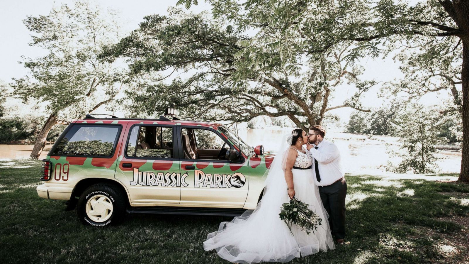 This S Juric Park Wedding Is A Must See Abc News