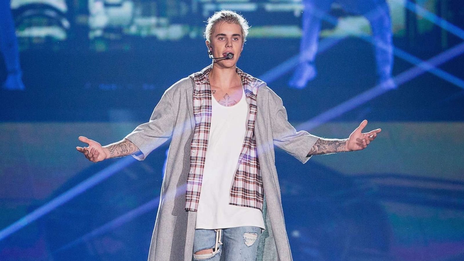 PHOTO: Justin Bieber performs on stage during opening night of the 'Purpose World Tour' at KeyArena on March 9, 2016 in Seattle, Washington.