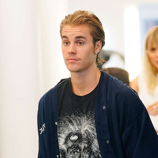 Justin Bieber's Hotel Slipper Style Just Inspired a New Holiday on