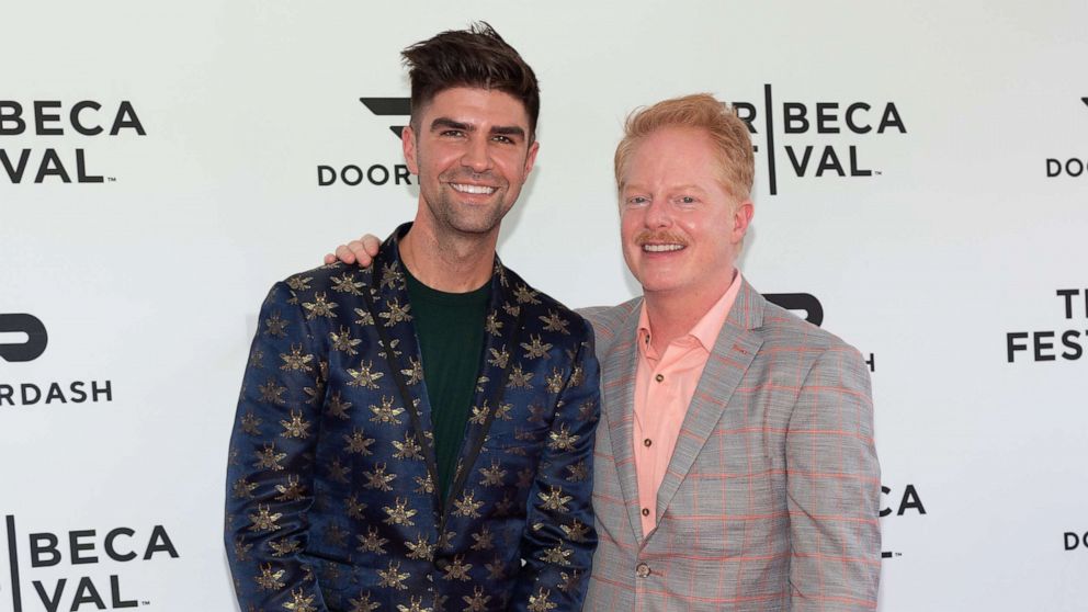 Jesse Tyler Ferguson and Justin Mikita welcome 2nd child, share sweet photos with newborn