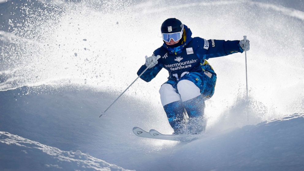 VIDEO: US mogul skier adopted from China hopes to compete in Beijing Olympics 