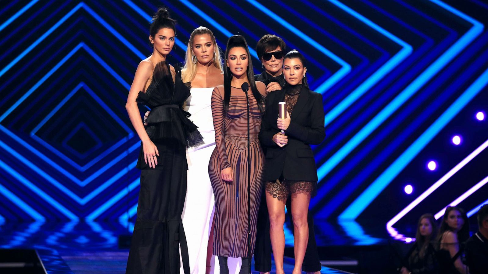 PHOTO: Kendall Jenner, Khloe Kardashian, Kim Kardashian West, Kris Jenner, and Kourtney Kardashian accept the The Reality Show of 2018 award during the 2018 E! People's Choice Awards held at the Barker Hangar, Nov. 11, 2018.