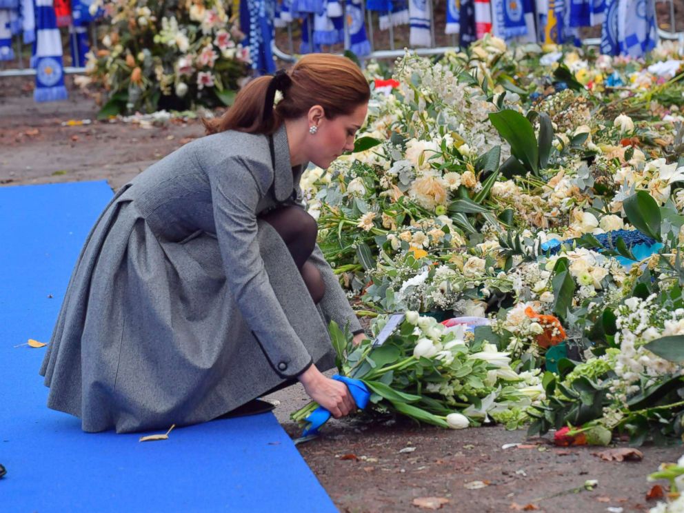PHOTO: Kate, Duchess of Cambridge lays a wreath during a visit to pay tribute to those who were killed in an helicopter crash at Leicester City Football Clubs King Power Stadium in Leicester, England, Nov. 28, 2018.