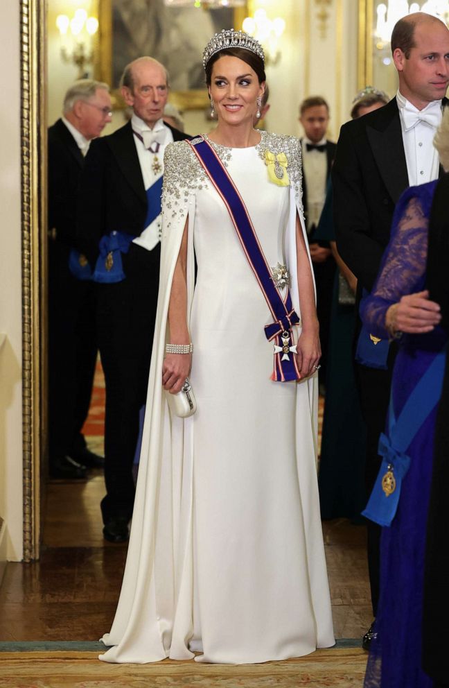 Kate The Princess Of Wales Dazzles In Lover S Knot Tiara At State   Kate 3 Gty Gmh 221122 1669154776224 HpEmbed 9x14 992 