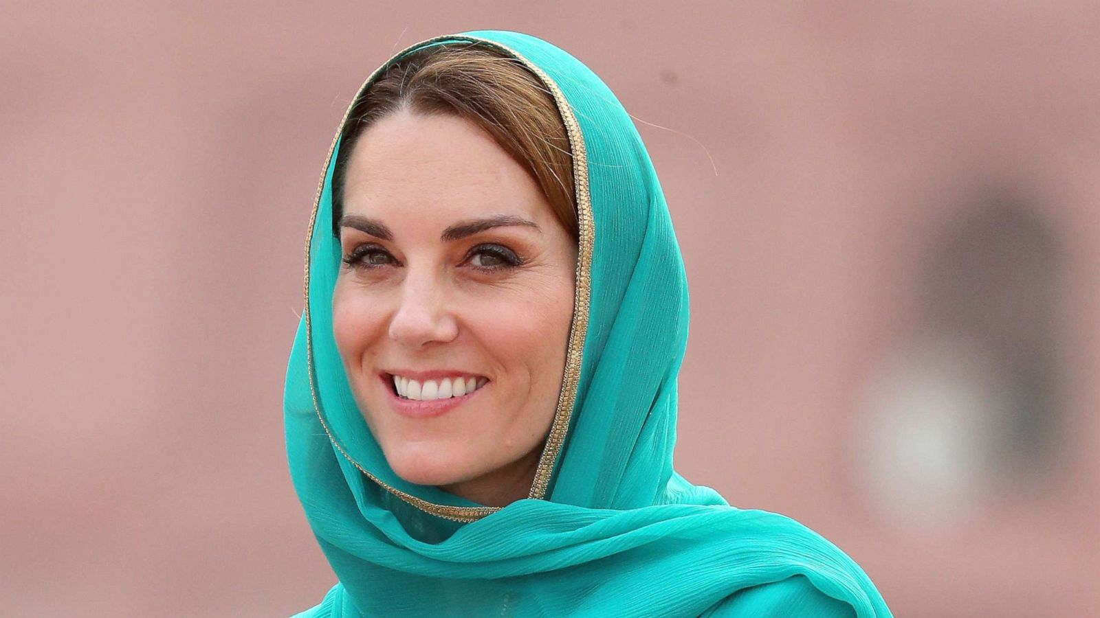 PHOTO: Catherine, Duchess of Cambridge arrives at the Badshahi Mosque within the Walled City during day four of their royal tour of Pakistan on Oct.17, 2019, in Lahore, Pakistan.