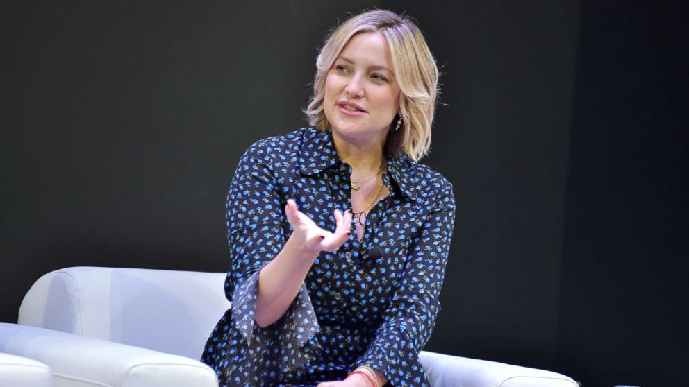 PHOTO: Kate Hudson speaks onstage during In Conversation with Michael Kors, Kate Hudson and The World Food Program at UCLA, Nov. 7, 2018, in Los Angeles.