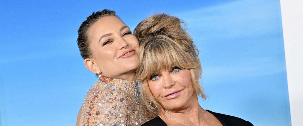 Kate Hudson gushes about mom Goldie Hawn's 'joyous spirit' in sweet post -  ABC News