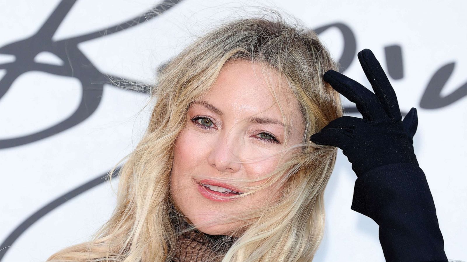 PHOTO: Kate Hudson is seen arriving at the Valentino haute couture fall/winter 22/23 fashion show on July 8, 2022 in Rome.