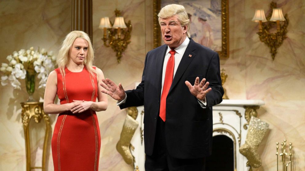 VIDEO: Alec Baldwin returns in role spoofing President Trump on new season of 'SNL'