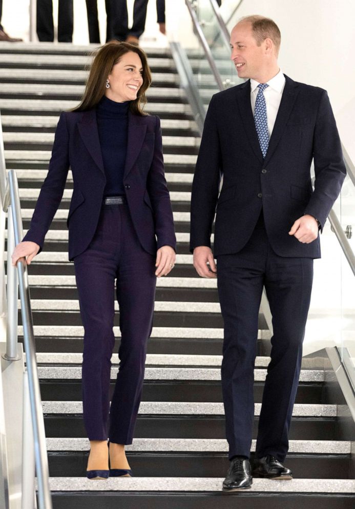 PHOTO: Kate Middleton, Princess of Wales and Prince William, Prince of Wales arrive at Logan International Airport, Nov. 30, 2022 in Boston.