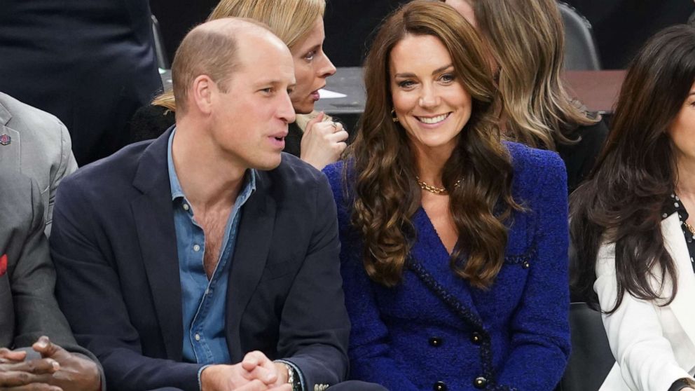 Prince William, Kate Middleton greeted by mix of cheers and boos at Celtics game