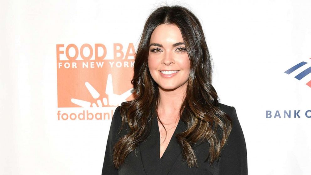 Food Network star Katie Lee 'mom shamed' for holding her baby 'too much.'  What parents should know. - Good Morning America