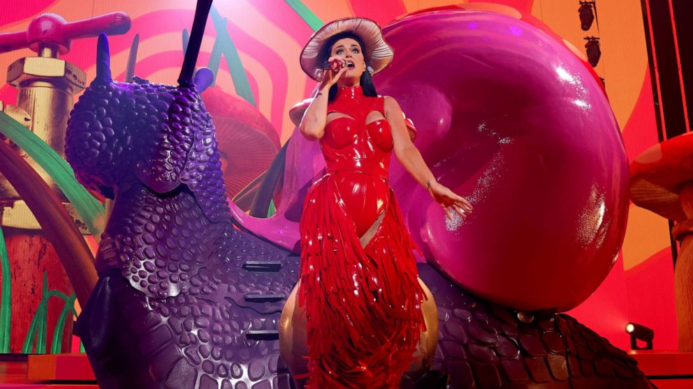 VIDEO: Katy Perry gives behind-the-scenes look at Las Vegas residency