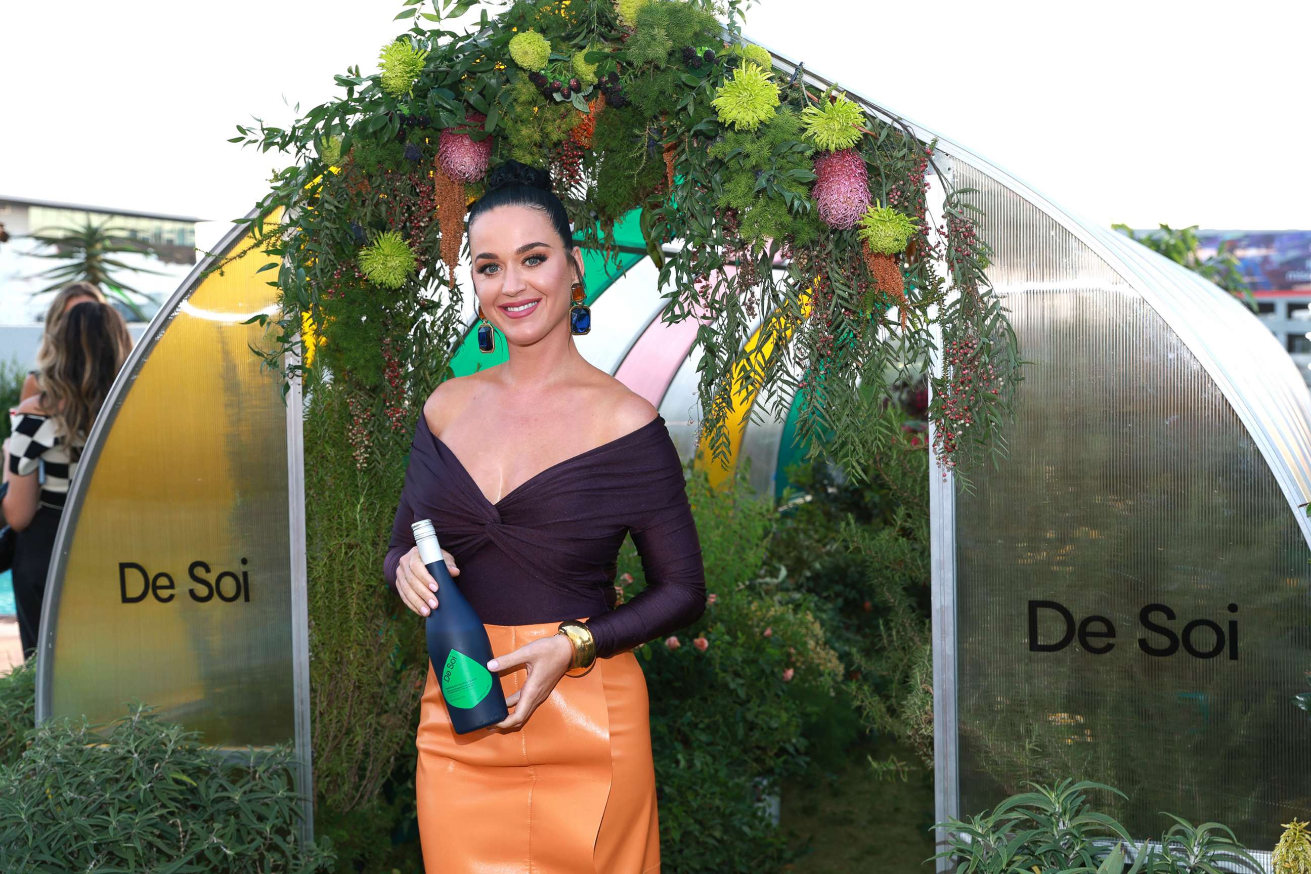 PHOTO: Katy Perry attends a pop up event in Los Angeles, July 28, 2022.