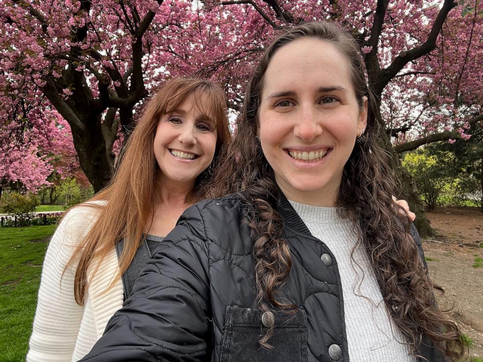 PHOTO: Rachel Katz, a coordinating producing for “ABC News Live,” is pictured with her mom.