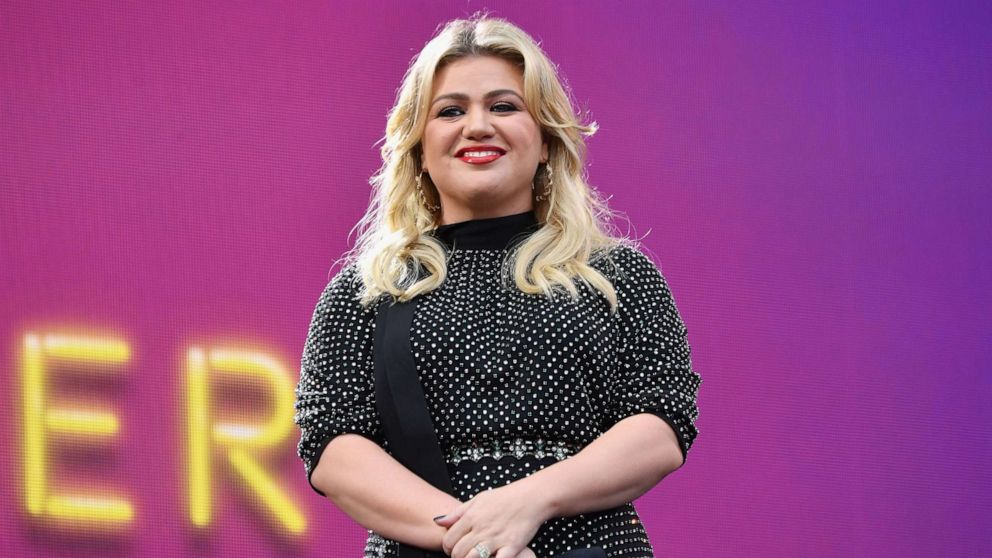 PHOTO: Kelly Clarkson speaks onstage at the 2019 Global Citizen Festival: Power The Movement in Central Park in New York, Sept. 28, 2019.