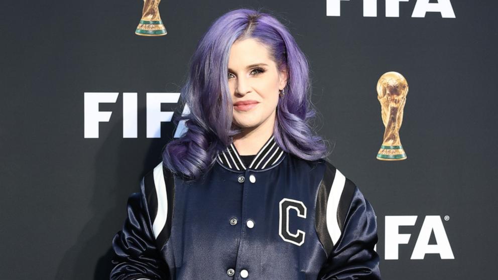 VIDEO: Kelly Osbourne says mom shouldn’t have shared baby’s name