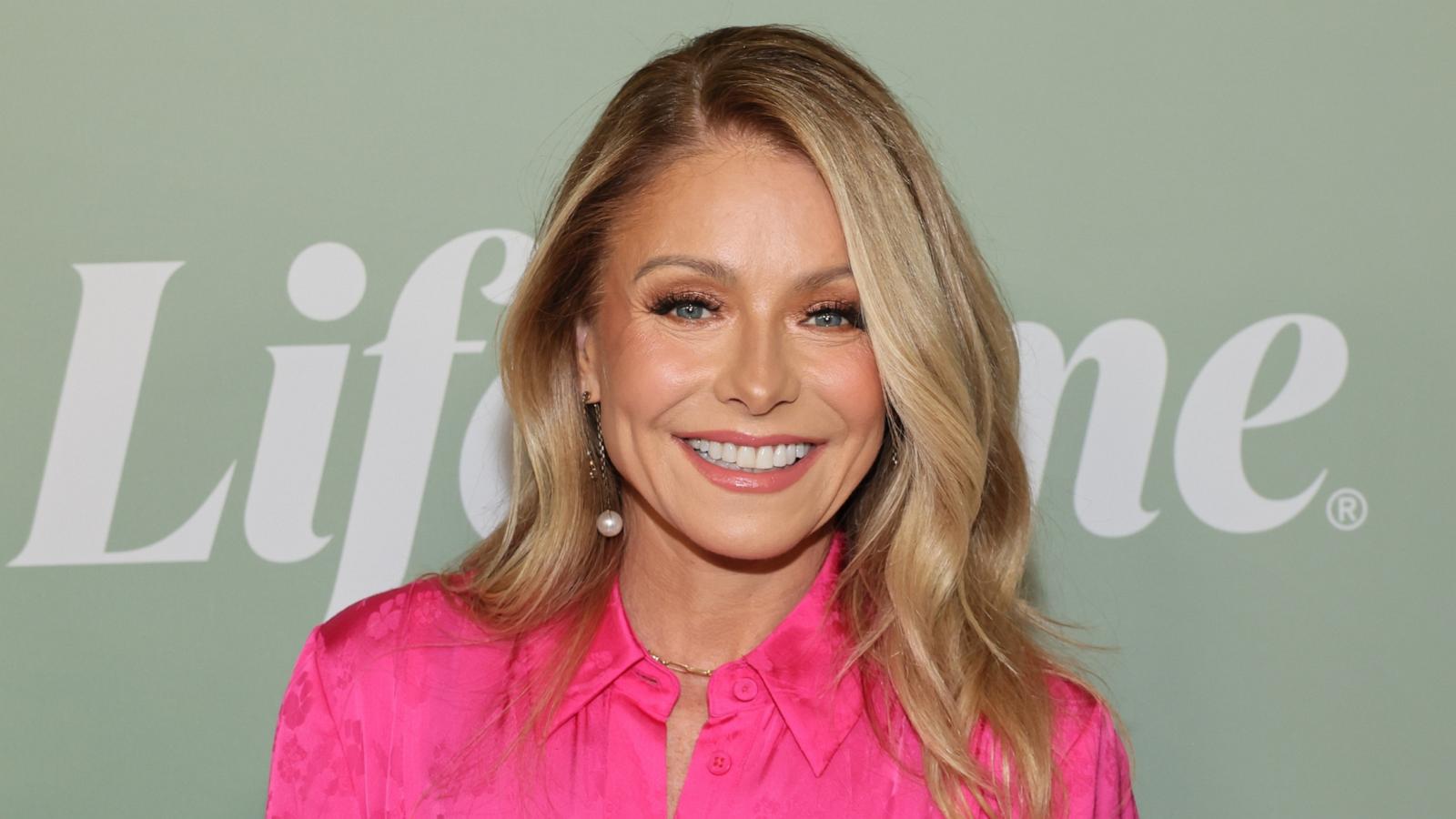 PHOTO: Kelly Ripa attends Variety's 2023 Power of Women event at The Grill on April 04, 2023 in New York City.