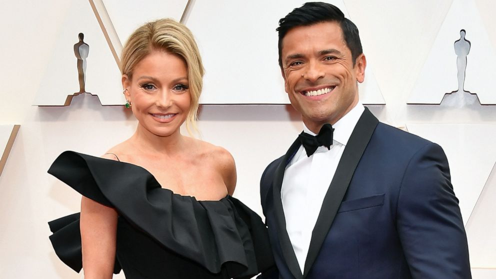 VIDEO: Kelly Ripa opens up about the loss of her friend John Callahan 