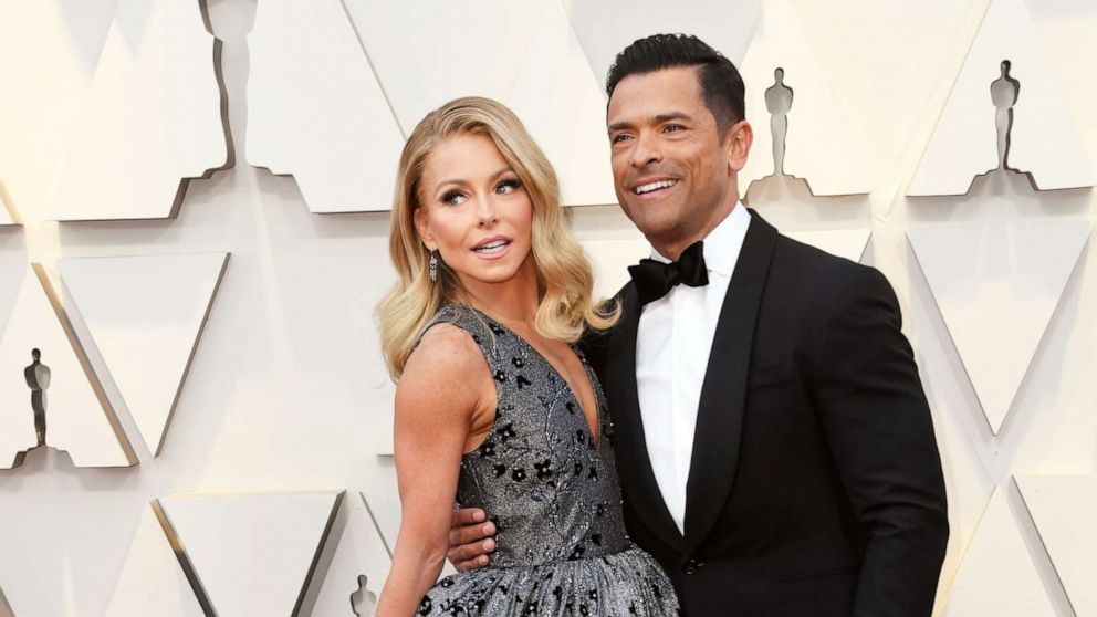 Kelly Ripa and Mark Consuelos attend the 91st Annual Academy Awards on Feb. 24, 2019, in Hollywood, Calif.