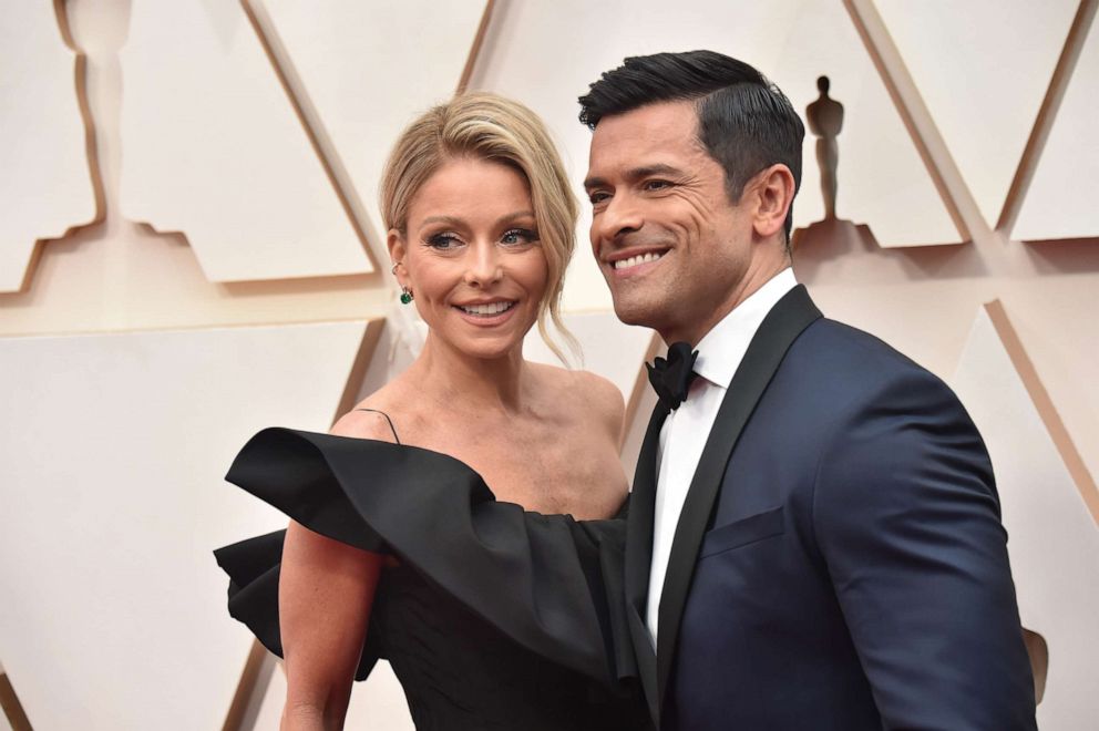 PHOTO: Kelly Ripa and Mark Consuelos attend the 92nd Annual Academy Awards at Hollywood and Highland on Feb. 09, 2020 in Hollywood, Calif.