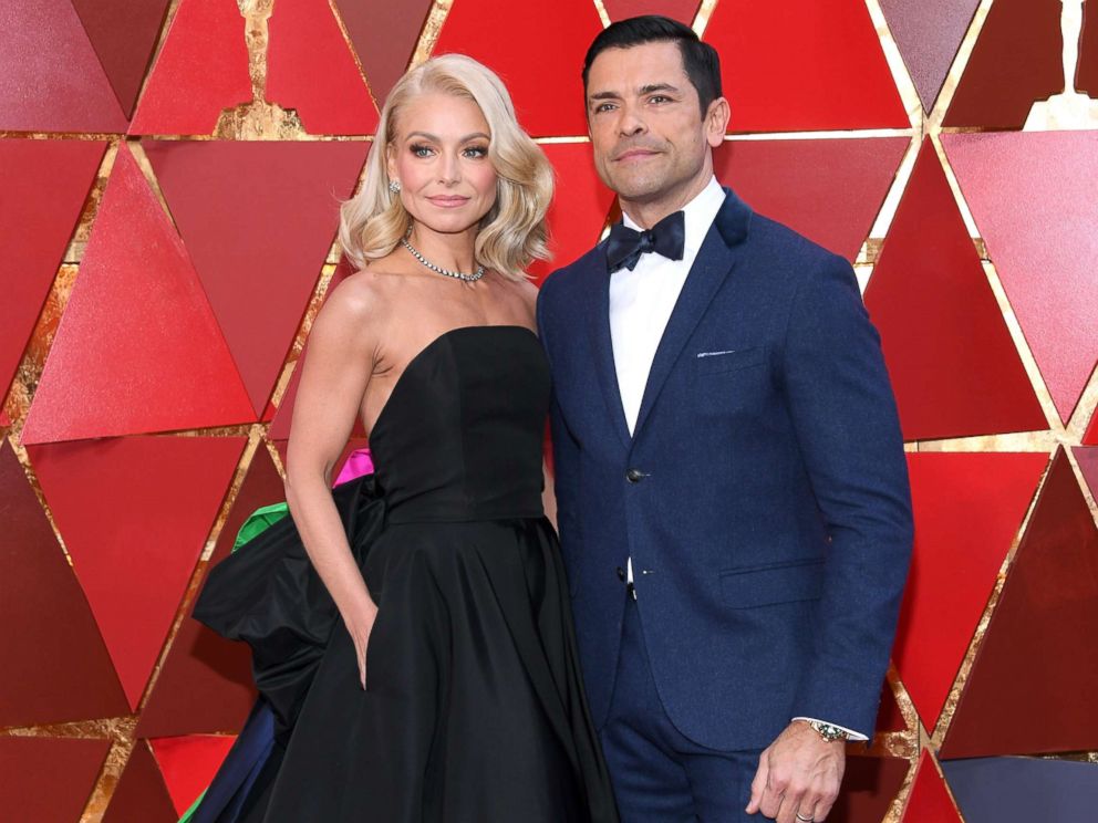 The Moment Kelly Ripa Knew Husband Mark Consuelos Was The One Abc News