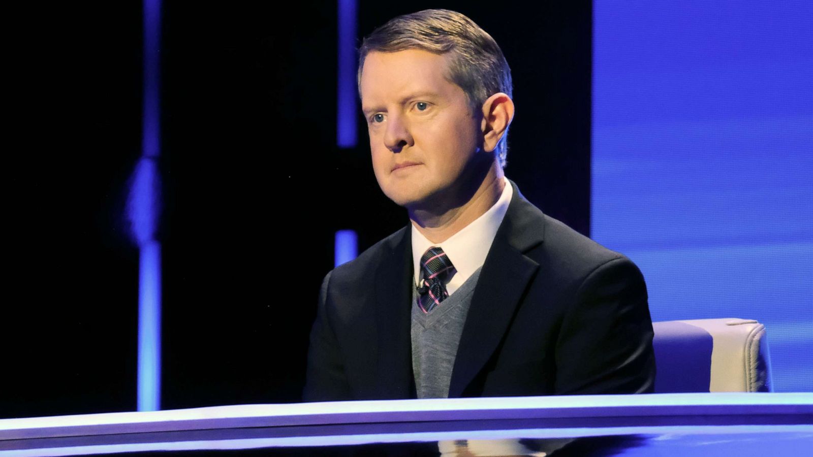 Ken Jennings apologizes for past insensitive tweets: 'I screwed up, and I'm  truly sorry' - ABC News