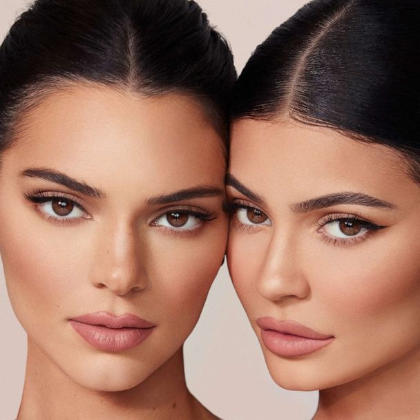 travl Ødelæggelse Rummelig Kylie and Kendall Jenner cosmetics have finally been revealed - Good  Morning America