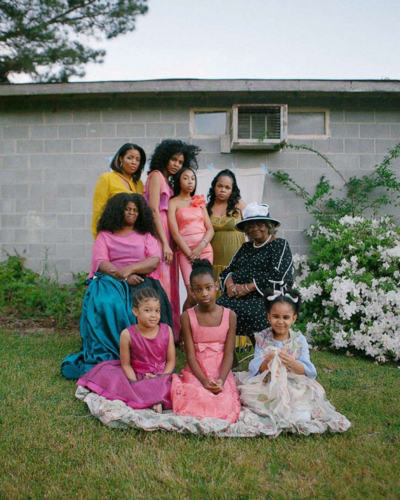 PHOTO: A Fayetteville, North Carolina family poses during a shoot in May 2019.