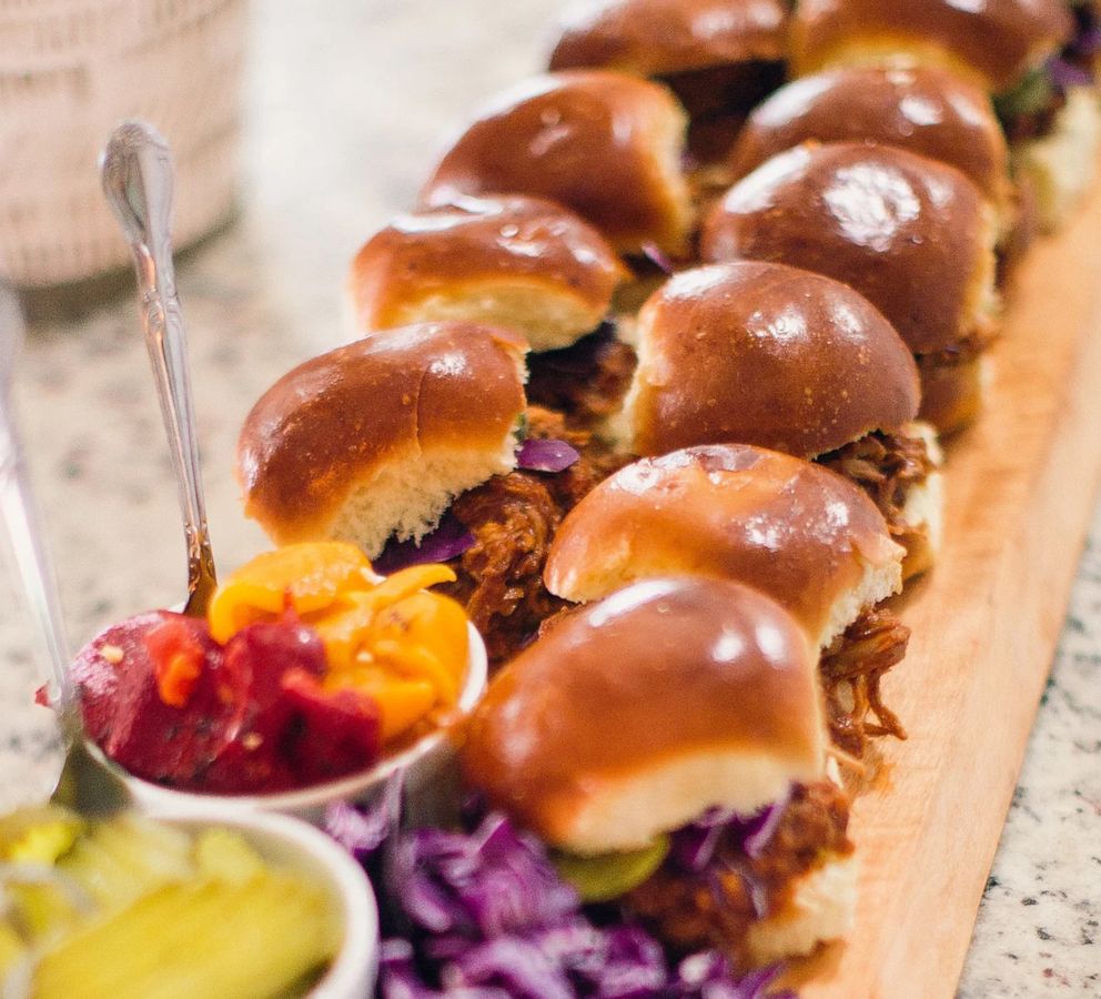 PHOTO: Build-your-own pulled pork sliders