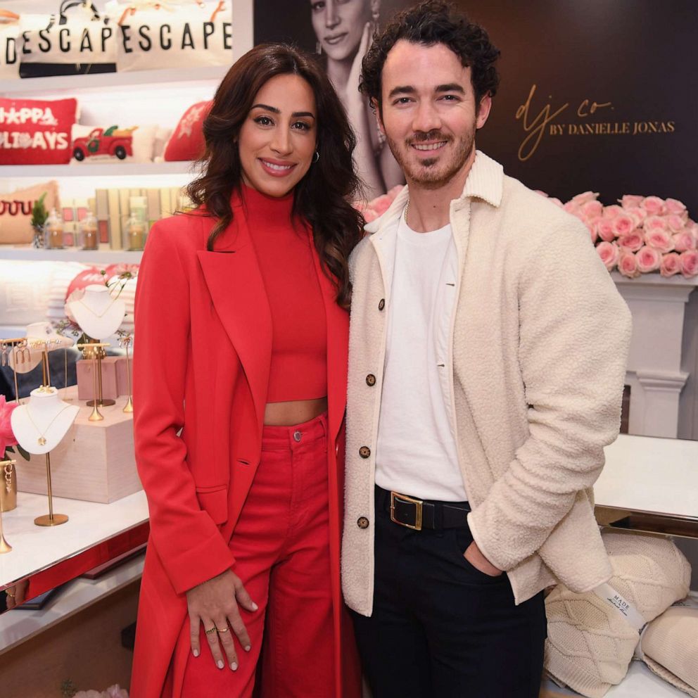 VIDEO: We ask Kevin and Danielle Jonas fan questions and their answers 'rock' 