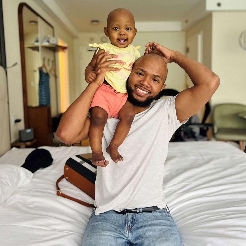 Dad shaves off dreadlocks he grew out for 10 years to support daughter with  cancer