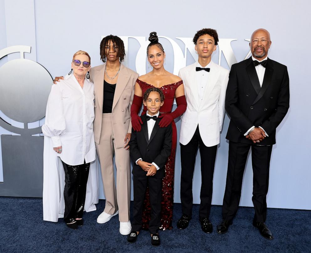 PHOTO: Alicia Keys (C) attends the The 77th Annual Tony Awards at David H. Koch Theater at Lincoln Center on June 16, 2024 in New York City.