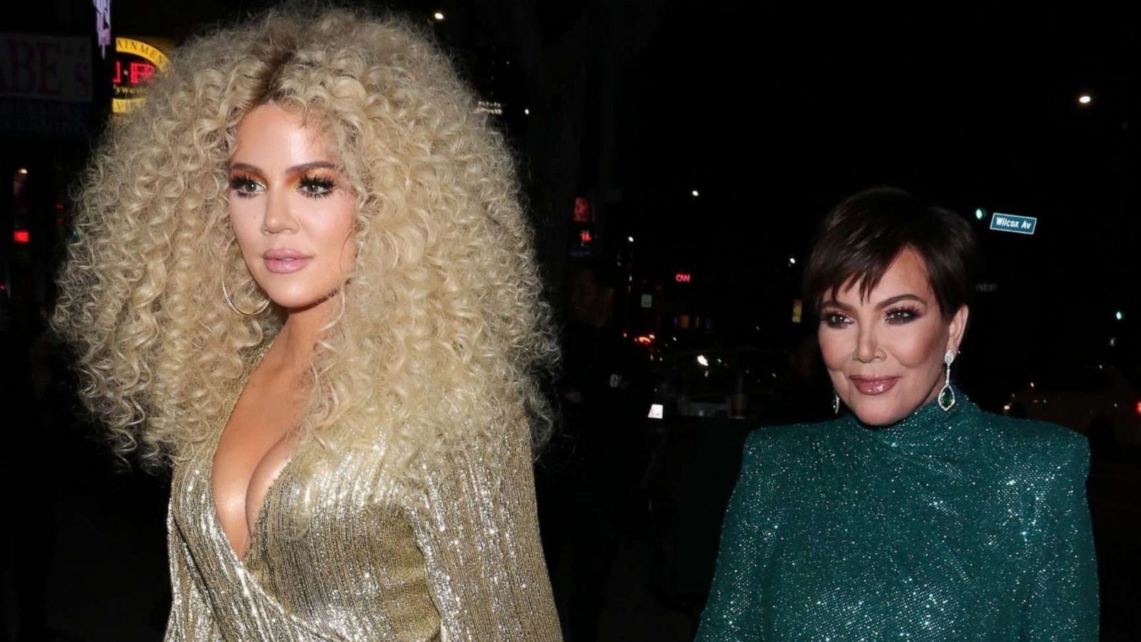 PHOTO: Khloe Kardashian and mom Kris Jenner arrive at Warwick for Diana Ross's 75th birthday party.