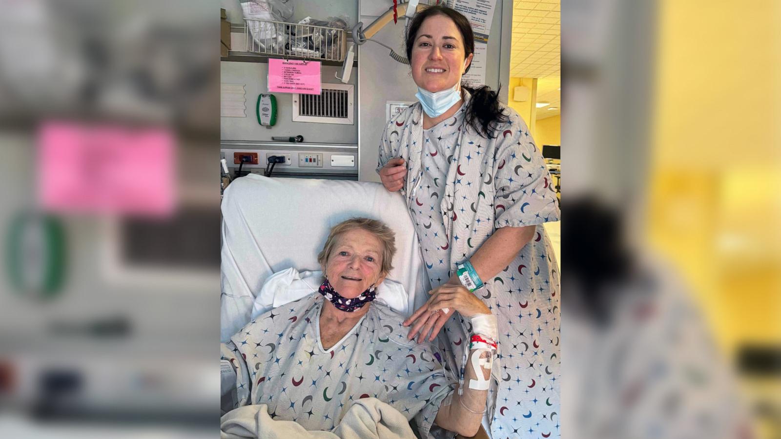 PHOTO: Eileen Harlin (on the right) gave a kidney and part of her liver to her mother, Julia Harlin.