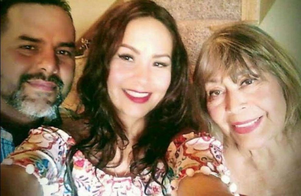 PHOTO: Jessica Jordan (center) is pictured with her late twin brother Alfred Daniel Tucker (left) and her late mother (right).