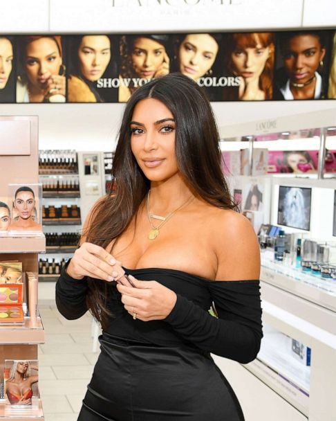 Kim Kardashian to shut down KKW Beauty and launch a new brand – Socialite  Life