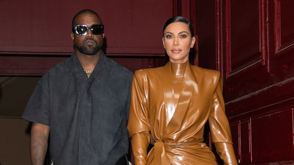 VIDEO: Kanye West tweets out apology to his wife Kim Kardashian