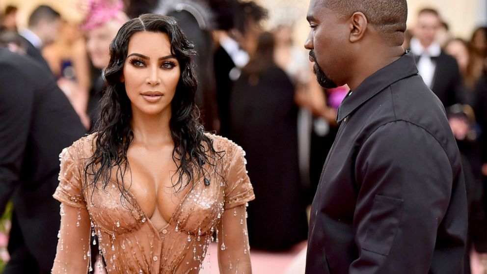 VIDEO: Kim Kardashian West and Kanye West welcome their 4th child