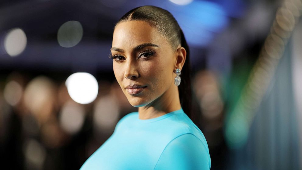 PHOTO: Kim Kardashian attends the 2022 Vanity Fair Oscar Party at Wallis Annenberg Center for the Performing Arts, March 27, 2022, in Beverly Hills, Calif.