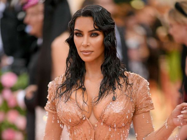Kim Kardashian Beeg - Kim Kardashian West criminal justice documentary coming; fashion star  explains Met Gala outfit - Good Morning America