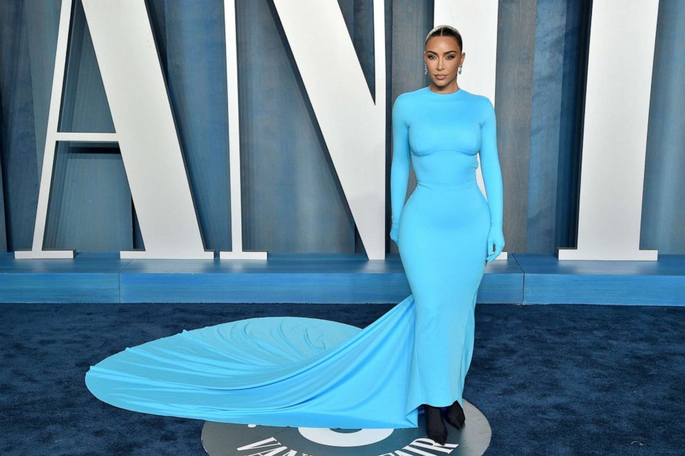 PHOTO: Kim Kardashian attends the 2022 Vanity Fair Oscar Party hosted by Radhika Jones at Wallis Annenberg Center for the Performing Arts on March 27, 2022, in Beverly Hills, Calif.