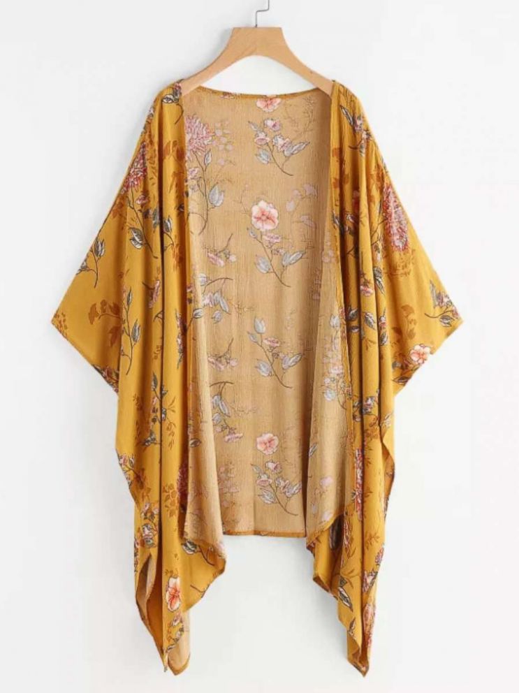 PHOTO: Consider upgrading your plain cover-up to a kimono. The versatile style
lets you wear it casually on the beach and when the sun sets, it doubles as a lightweight coat.
Topshop, Floral