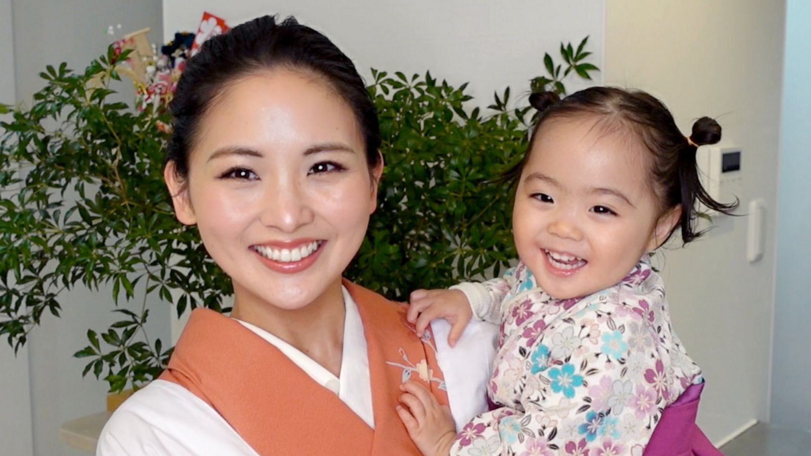 Meet the mom, a former geisha, who just hit 1 million subscribers on YouTube picture